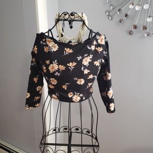 CROP QUARTER SLEEVE SHIRT FOREVER 21